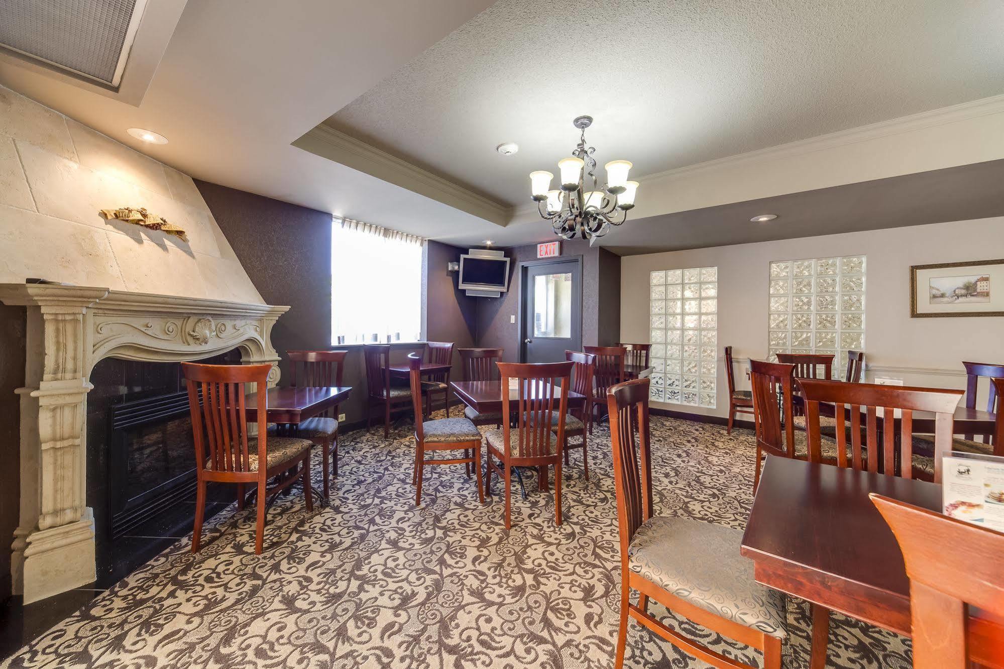 Monte Carlo Inn Airport Suites Mississauga Exterior foto