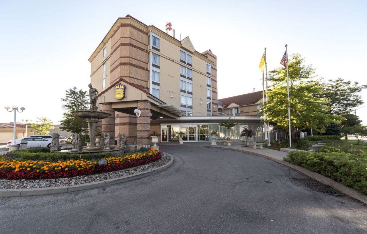 Monte Carlo Inn Airport Suites Mississauga Exterior foto