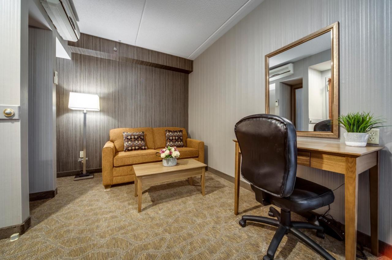 Monte Carlo Inn Airport Suites Mississauga Exterior foto